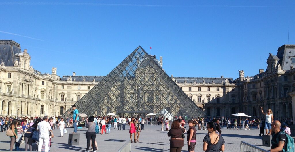 louvre