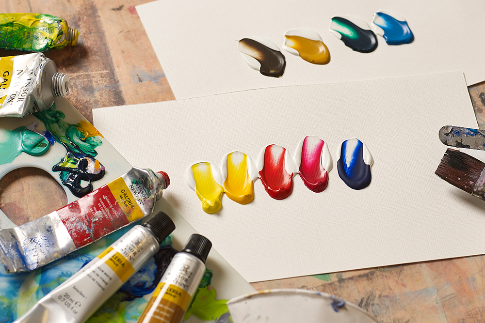 Selection of mixing colours from the Winsor & Newton Galeria Acrylic Paint range