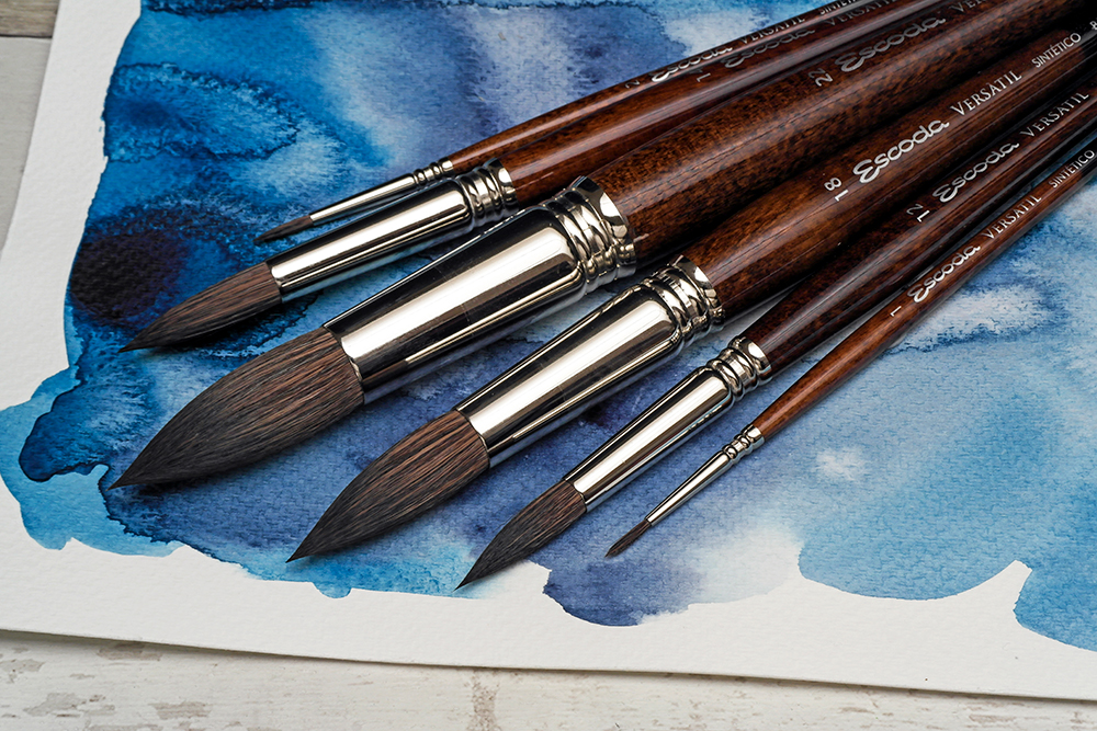 Round synthetic watercolour brushes from Escoda Versatil.